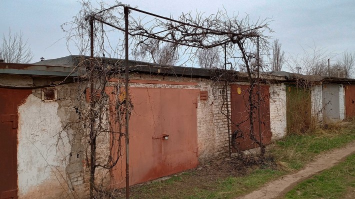 Гараж 95 квартал у кооперативі - фото 1