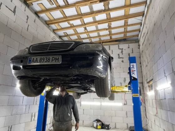 Продам СТО ул.Екскаваторная 37 Київ