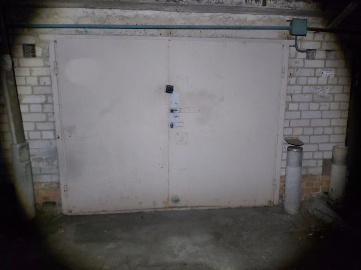 Продам гараж район Победы 6 - фото 1