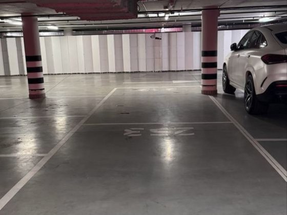 Паркоместо Новопечерские Липки 19б -2 этаж Киев