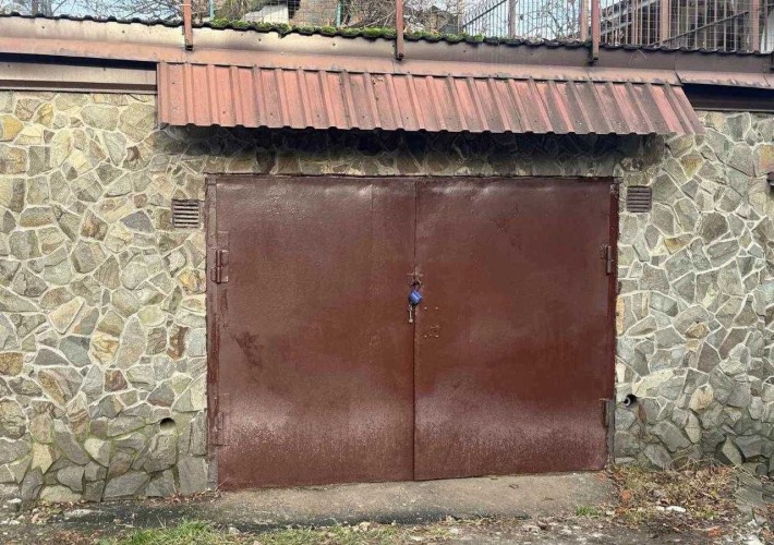 Продаж цегляного гаража в районі Любецької по вулиці Поліській - фото 1