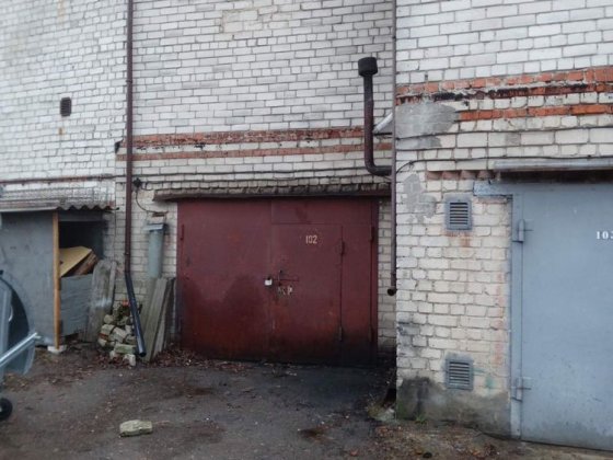 Гараж в Чернигове Чернігів