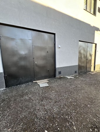 Продаж гаражу з апартаментами - фото 1