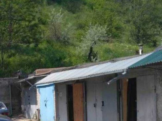 продам капітальний гараж в кооперативі "Юність" Запоріжжя