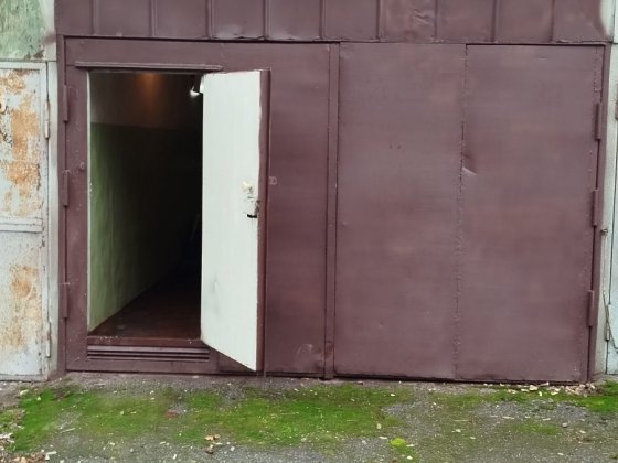Гараж капітальний