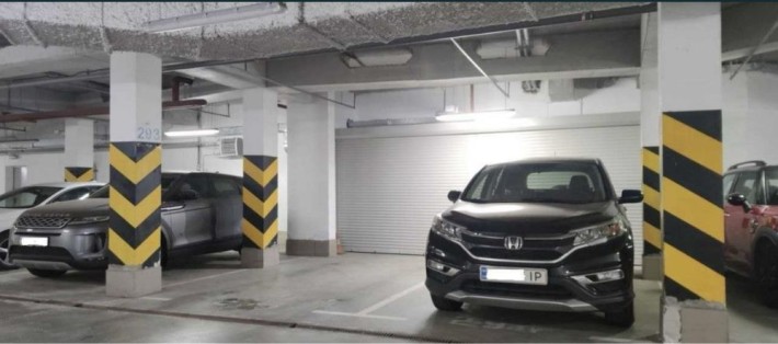 Продаж паркоместа бульвар дружбы народов 14-16 паркінг парковка гараж - фото 1