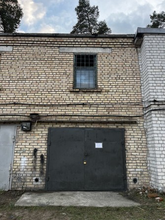 Гараж ГК Захисник вул. Поліська, 7 - фото 1