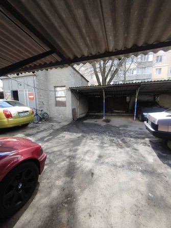 Место на стоянке крытое. пос. Котовского - фото 1