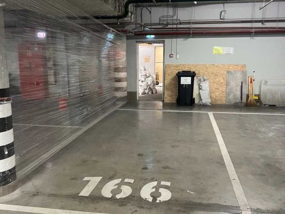 Продажа парковки / Новопечерские Липки / Андрея Верхогляда 17 Б /