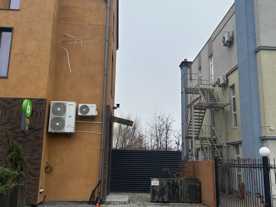 Нова Конча Заспа, Паркомісце під електромобіль, тариф день/ніч Ходосовка