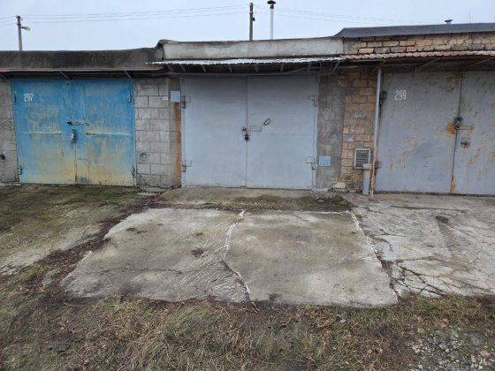 Продам гараж ГК "ХОРТИЦЬКИЙ" Новослобідка