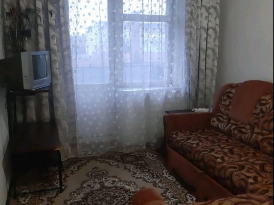 2-х кімн. квартира, центр, 3 поверхрхрх Охтирка