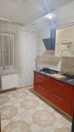 Продам 3-х кімнатну квартира Київська 82 - фото 1