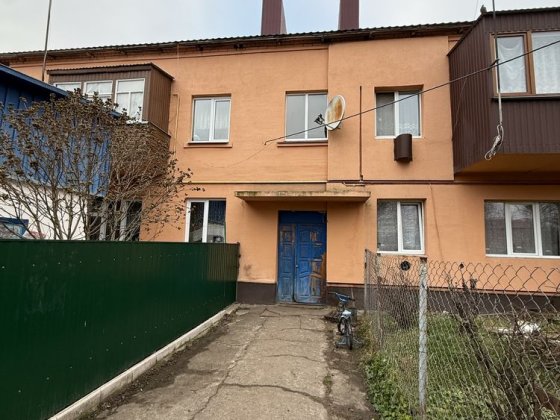 Продається квартира в селищі Мирне Бобровиця