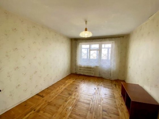 Продам 3х комнатную квариру, левый берег, 9 мкрн Каменское