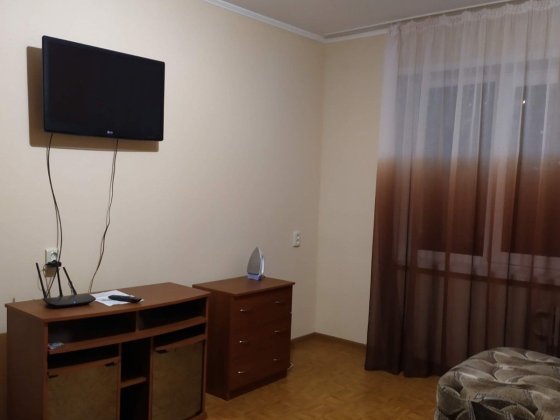 3комн 2/9эт. 2мкрн. р-н 30гимназии ремонт, мебель, техника Кам'янське