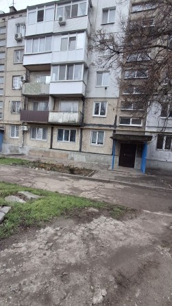 Продам 1к квартиру під ремонт на Гайдамацькій - фото 1