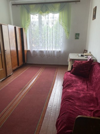 Продам 2-х кімнатну квартиру на вул. Академіка Глушкова, власник - фото 1