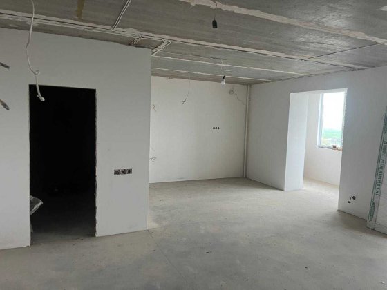 Продаж квартири "вільне планування" Владимир