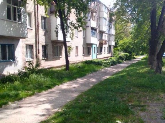 Продам свою 3-х комнатную квартиру, Каменское, Правый  берег. Каменское