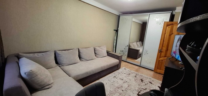 Продам 2-кімнатну квартиру 5/5 - 23 000 $ - фото 1