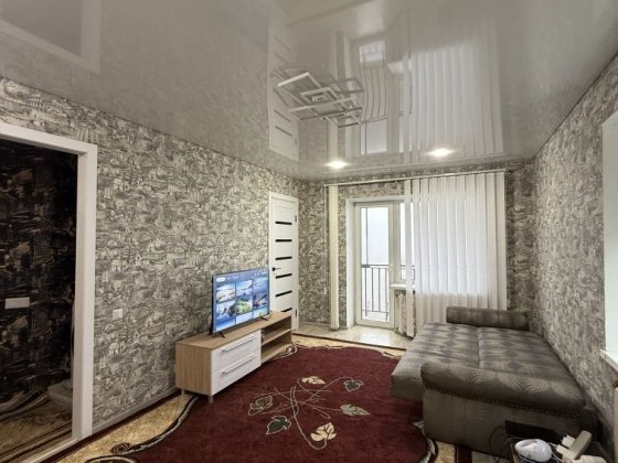 1-кімн. Ремонт, цегляний будинок , супер-район! Каменское