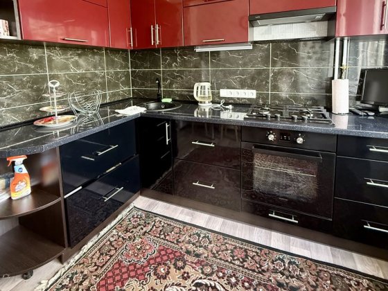 Продажа 2 ком. 1 мкрн. Левый берег Кам'янське