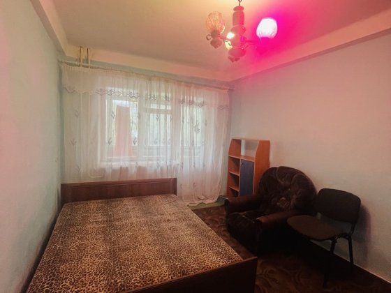 Продам 2 кімнат. квартиру  роздільні кімнати Кам'янське