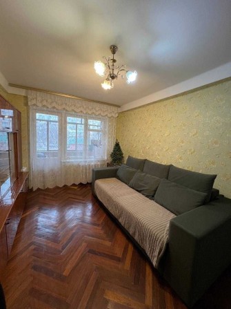 Вишгород, Дніпровська вул. 8,    2х кімн. квартира 46 кв.м. Центр. - фото 1