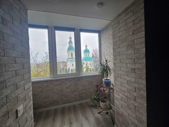 Продам трикімнатну квартиру Глухов