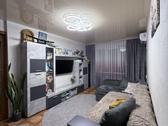 3-кімн з газовим АО, меблі+техніка, терміновий продаж, Днепрострой Кам'янське