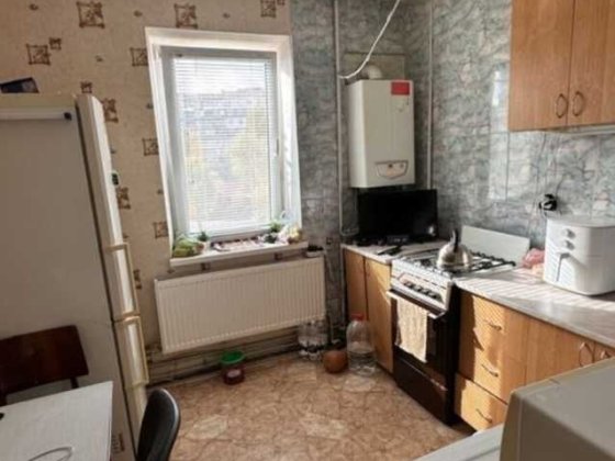 Продам 2-комнатную квартиру с АГО на Левом берегу,11мкр. Каменское