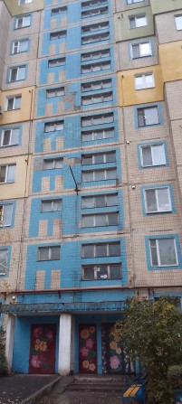 продається 1 кімнатна квартира, м. Кам`янське, пр. Івана Франка буд.12 - фото 1