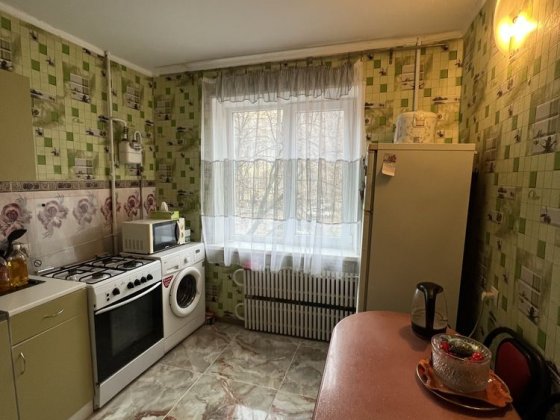 Продам 3 к 2 эт Левый берег Є відновлення Кам'янське