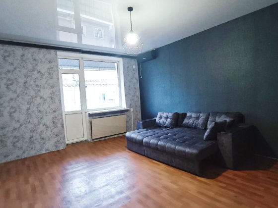 ПРОДАЖ 2К, ЦЕНТР, АЕО, Сталінка,  роздількі кімнати, Меблі/ТЕХНІКА Кам'янське