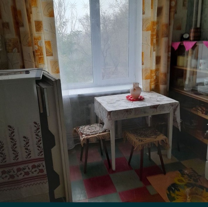 Подам 3 кімнатну сталінку , по 9те Мая , центр - фото 1