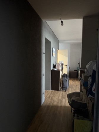 2к квартира 66 кв2 в Гостомелі з ремонтом - фото 1