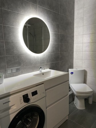 Продам сучасну квартиру 43 м без комісіі з коморою - фото 1