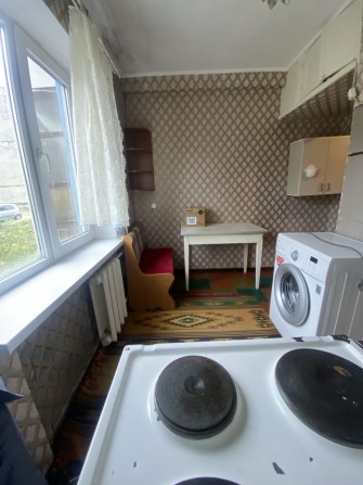 Продаётся ОДНОкомнатная, район "Украины" - фото 1