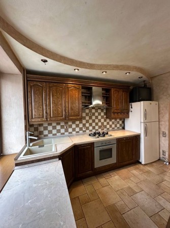 Продаж 3-к квартири 63,2 кв.м на 4 поверсі сел. Гостомель - фото 1