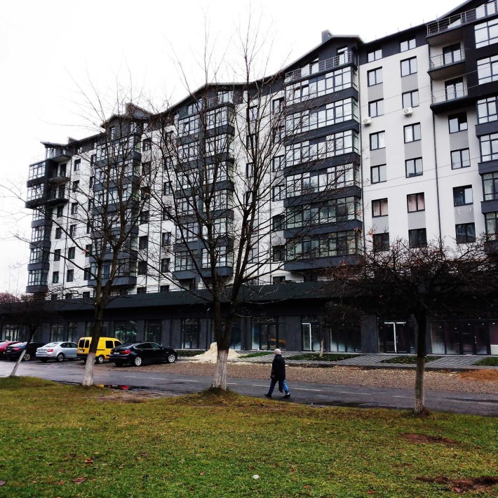 Продаж 3-кімнатної квартири в центрі Долини. Розтермінування. - фото 1