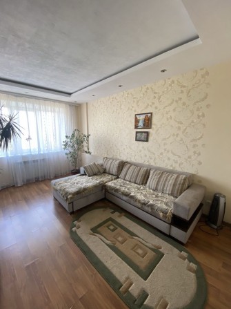 Продам 3-кімн. 10 мікрорайон. - фото 1