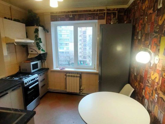 Продам 3-комн. квартиру на Левом берегу, 1 микрорайон, АГО. Сертификат Каменское