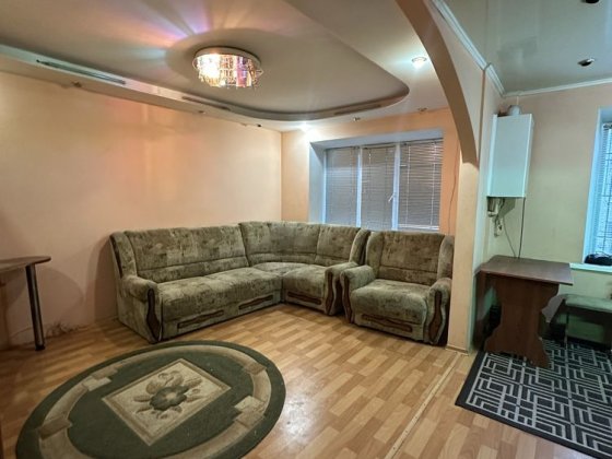 Продам  утепленную 2-комн з ГАЗОВОЙ автономкой  YANOVA Кам'янське