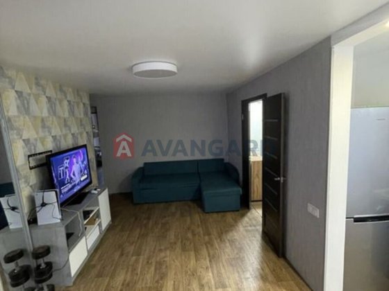 Продам 3 кімнатну квартиру з ремонтом в районі автовокзалу Каменское