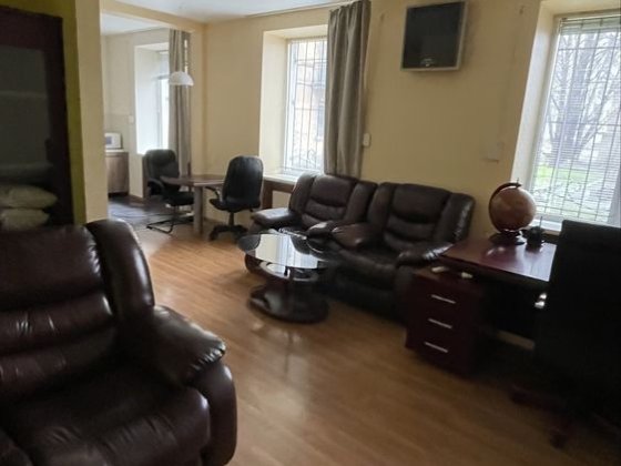 Продам 5 кімнатну квартиру в Центпі міста Кам'янське