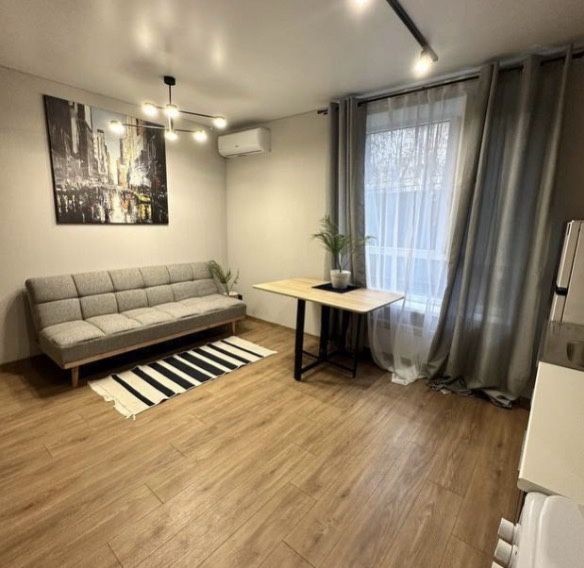 Продаж однокімнатної квартири з новим ремонтом, меблями, технікою! - фото 1