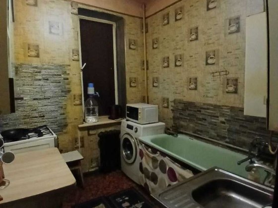 Продам 2 кімнатну квартиру на пр.Відродження(аношкіна) Кам'янське