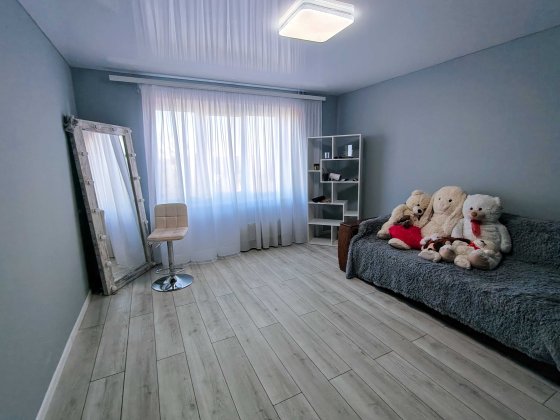 Однокімнатна квартира на Базарчику з частковим ремонтом Дубно