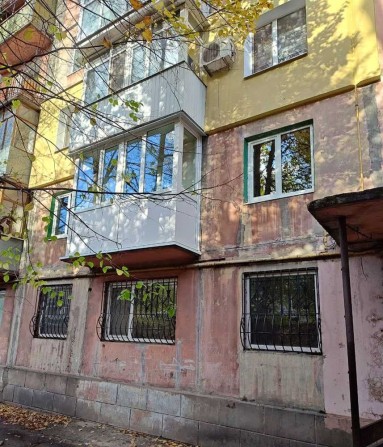 Продам 3 ком.кв у Центрі - фото 1